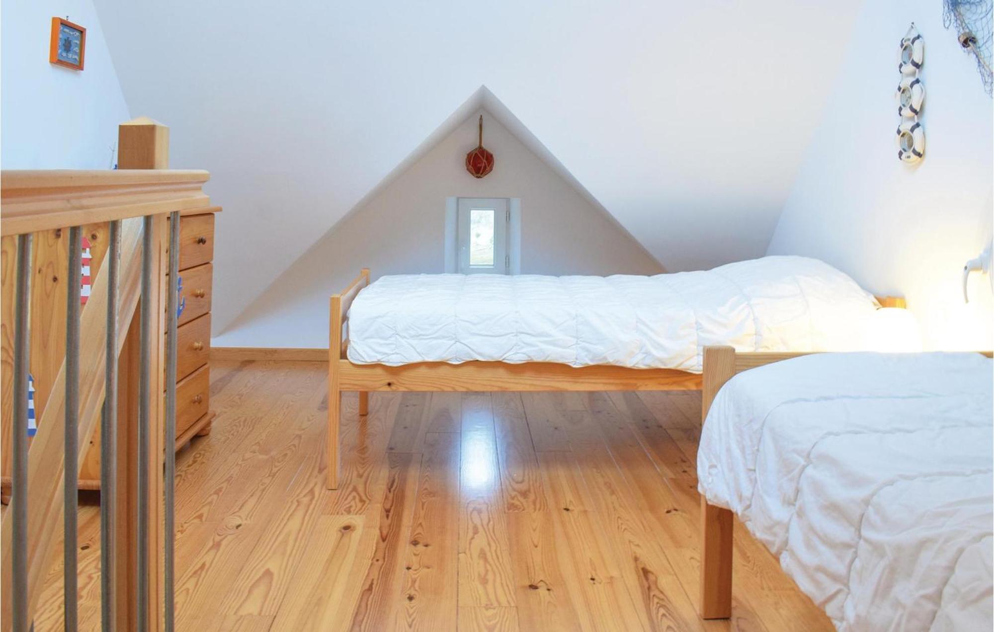 2 Bedroom Amazing Apartment In Ponts Luaran gambar
